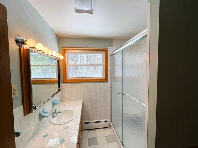 Building Photo - 468 Brunswick Ave