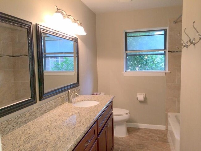 Building Photo - 9510 Vilven Ln