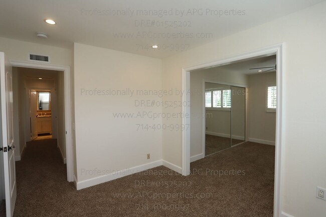 Building Photo - 25502 McIntyre St