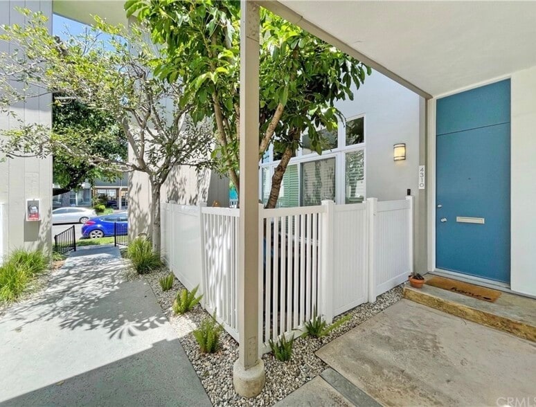 Front Door and Patio - 4310 W Kling St