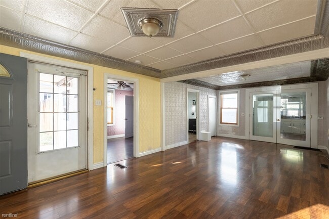 Building Photo - 3 br, 2 bath House - 2227 South Galapago S...