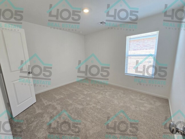 Building Photo - 20424 Deer Creek Dr