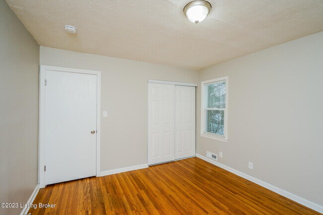 Building Photo - 4200 Berkshire Ave