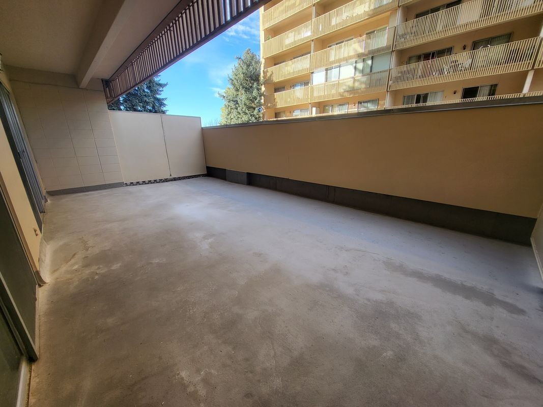 Building Photo - 8060 E Girard Ave