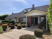 Building Photo - Rare Willow Glen Gem: Spacious 4BR Family Compound on a 9,000+ Sq. Ft. Lot