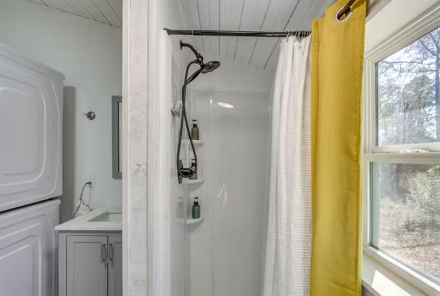 Building Photo - 250 Private Rd 8579