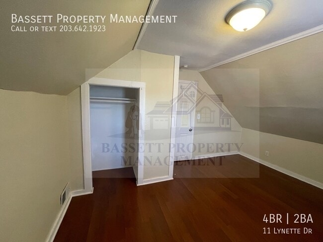 Building Photo - 11 Lynette Dr