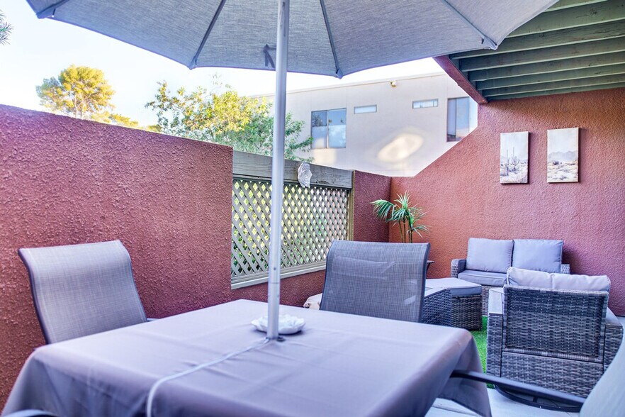 Building Photo - 3600 Hayden Rd