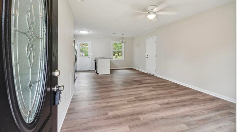 Building Photo - 103 Peake Ln