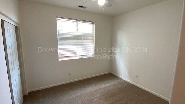 Building Photo - 2978 Jackson Ave