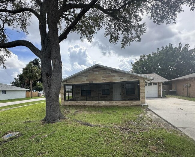 Primary Photo - 968 Sunshine Way SW