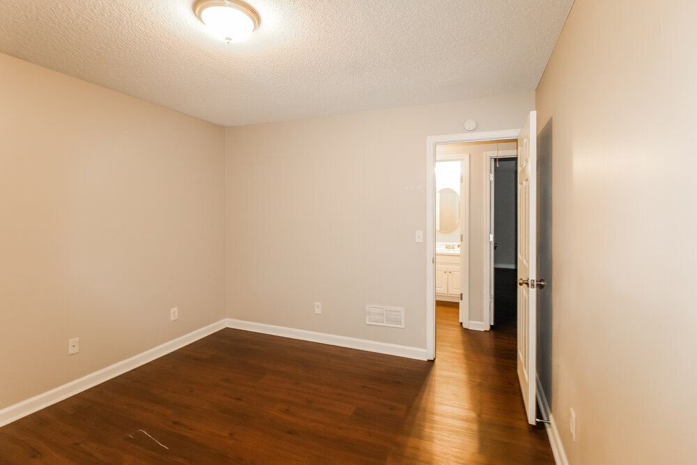 Building Photo - 2847 James Henry Dr