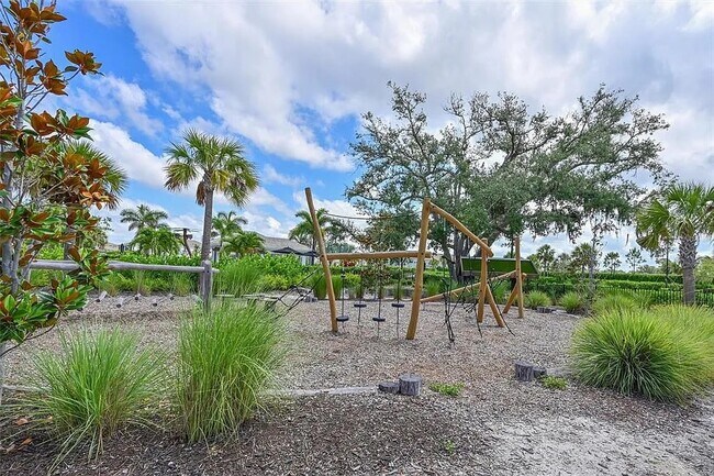 Building Photo - 15077 Shady Palms Ln