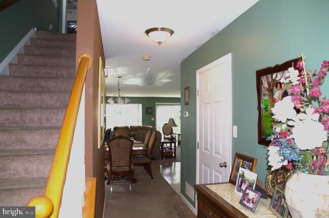 Building Photo - 403 Edgewood Ave
