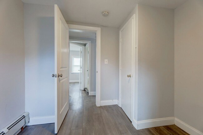 Building Photo - 118 Lenox Ave