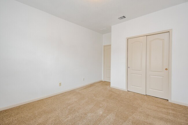 Building Photo - 6822 Clemson Ln