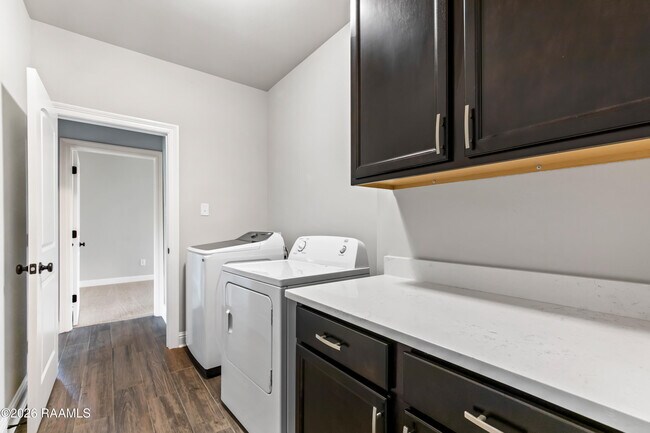 Building Photo - 128 Rose Of Sharon Ln