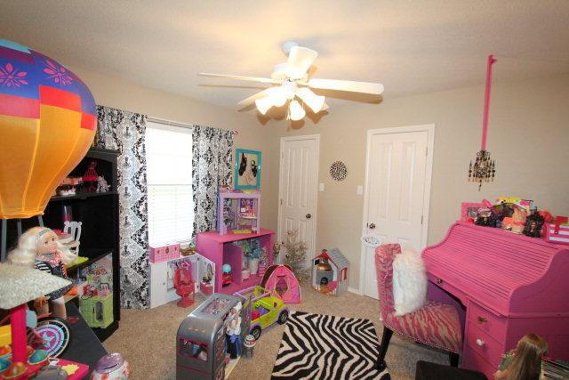 Building Photo - Beautiful, 3/3/2 in Cooper School District