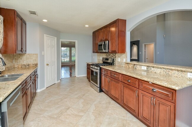 Building Photo - 5510 Poundstone Ct