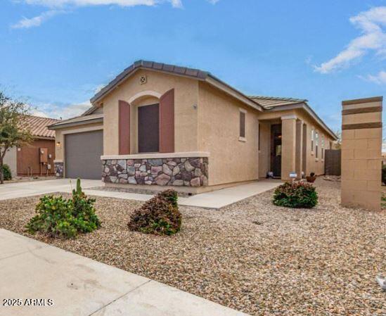 Building Photo - 41007 W Portis Dr