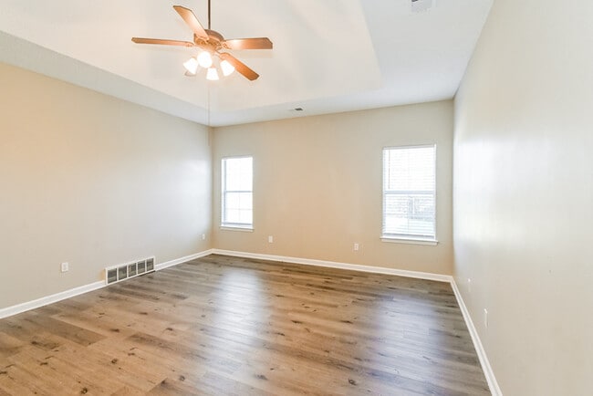 Building Photo - 9208 Acadia Pl