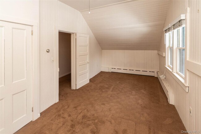 Building Photo - 4 Sengen Ln