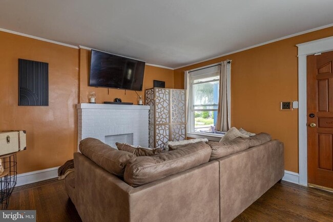 Building Photo - 511 Garfield Ave