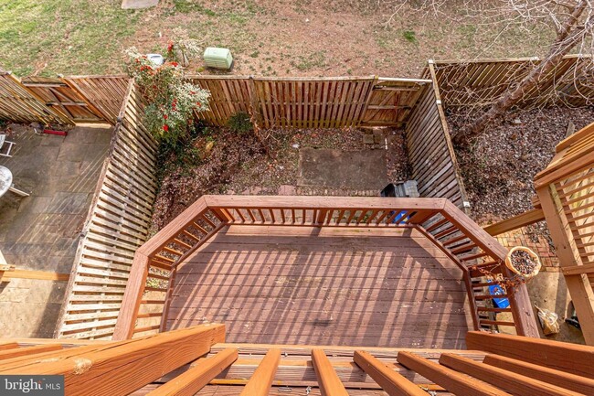 Building Photo - 5122 Cliffhaven Dr
