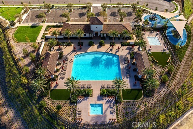 Building Photo - 206 Collino