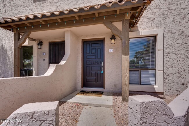 Building Photo - 7290 E Rancho Vista Dr