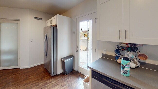 Building Photo - Steps to SDSU!