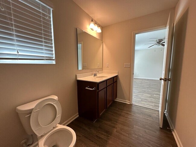 Building Photo - 9425 Hanberry Blvd