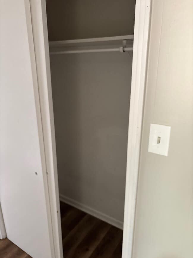 Building Photo - 211 Nance St