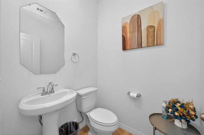 Building Photo - 21624 Elmheart Dr