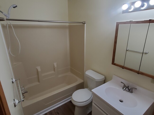 Bathroom - 103 W Eldora Ave