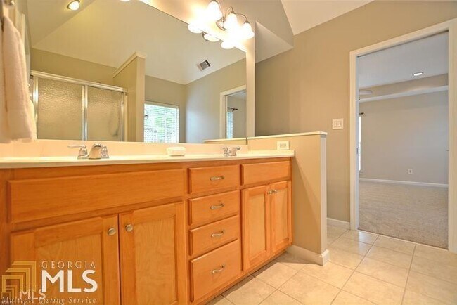 Building Photo - 239 Turnbridge Cir