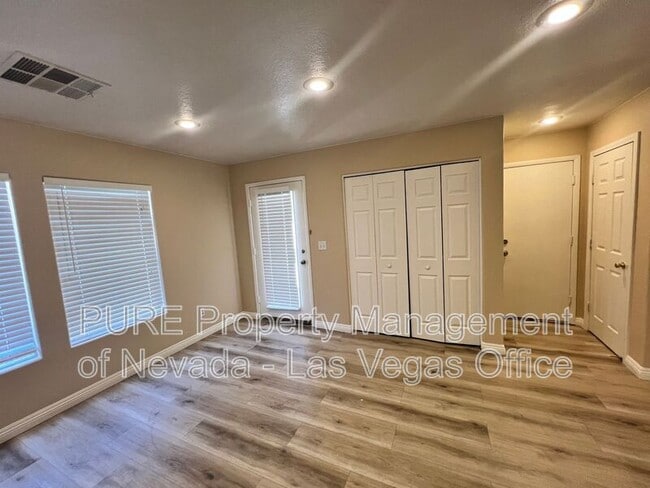 Building Photo - 4970 Volcanic Rock Ln