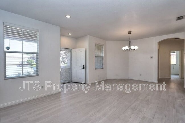 Building Photo - 7817 Westbourne Way