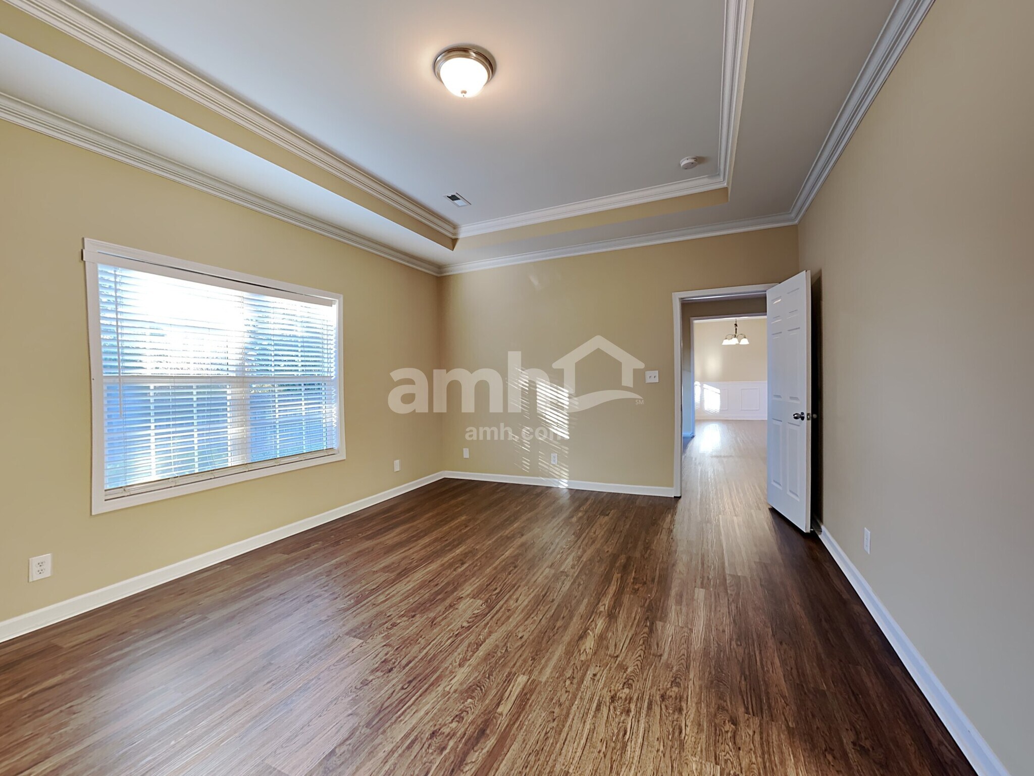 Building Photo - 1223 Chapmans Retreat Dr