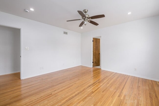 Building Photo - 4413 Don Felipe Dr