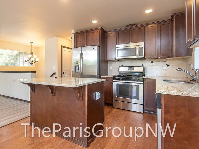 Primary Photo - Super 2012 Shoreline Home – Upgrades, Wood Flrs, 3car Grg+++