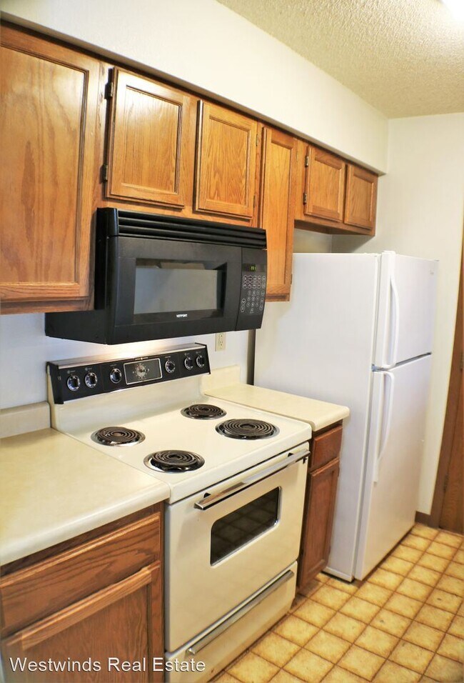 Building Photo - 2 br, 2 bath Apartment - 521 Kirkwood Aven...