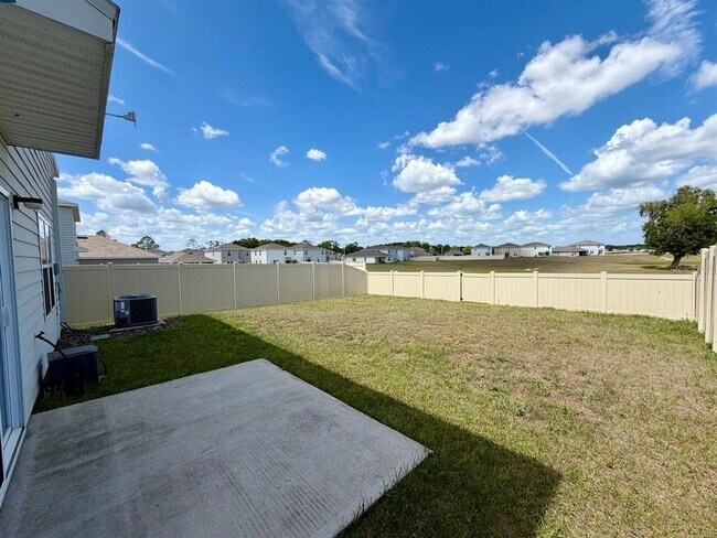 Building Photo - 24706 NW 11th Pl