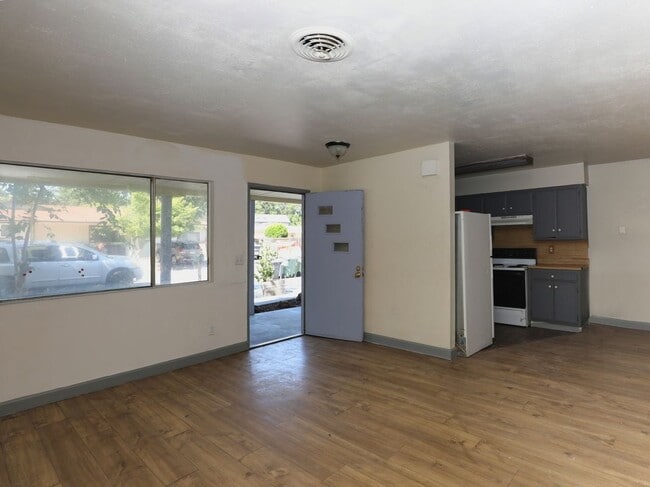 Building Photo - 15190 Highlands Harbor Dr