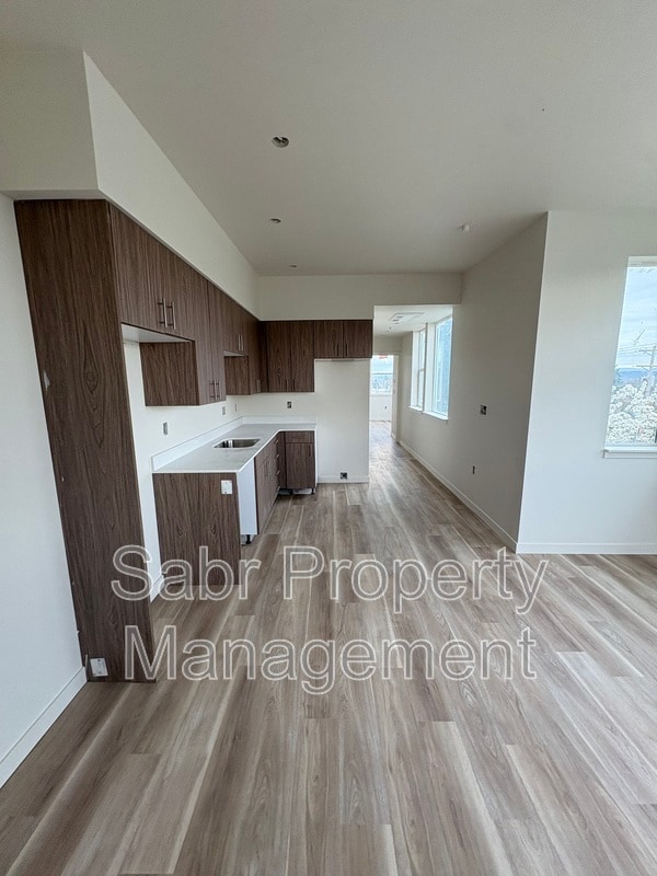 Building Photo - 1520 N Bryant St