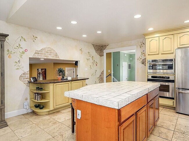 Building Photo - "Charming 4-Bedroom Retreat with 3 Full Baths in Pleasanton – 2,398 Sq Ft of Comfortable Living!"