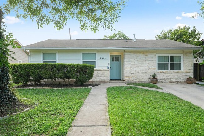 Building Photo - 7903 Bixler Dr
