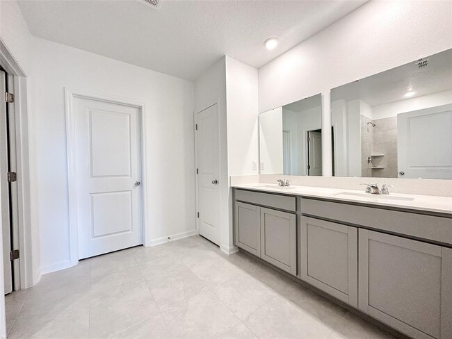 Building Photo - 2302 Burney Fls Ln
