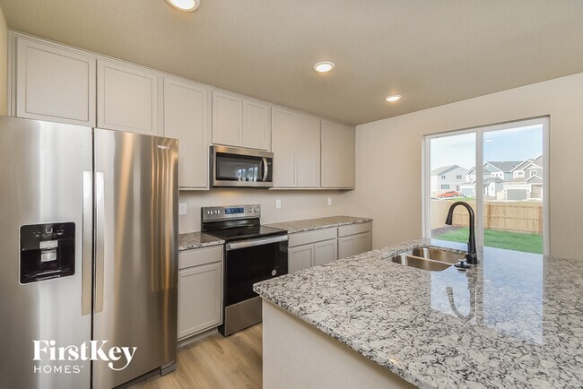 Building Photo - 6920 Akela Ln
