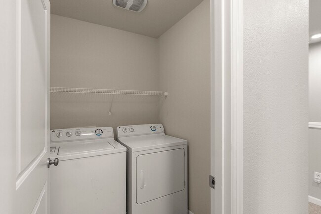 Building Photo - 17222 SW 120th Pl